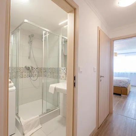 Apartment Vizparti, Panoramas Lakas Erkellyel Siofok